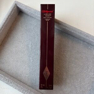 Charlotte Tilbury Contour Wand in Fair Medium